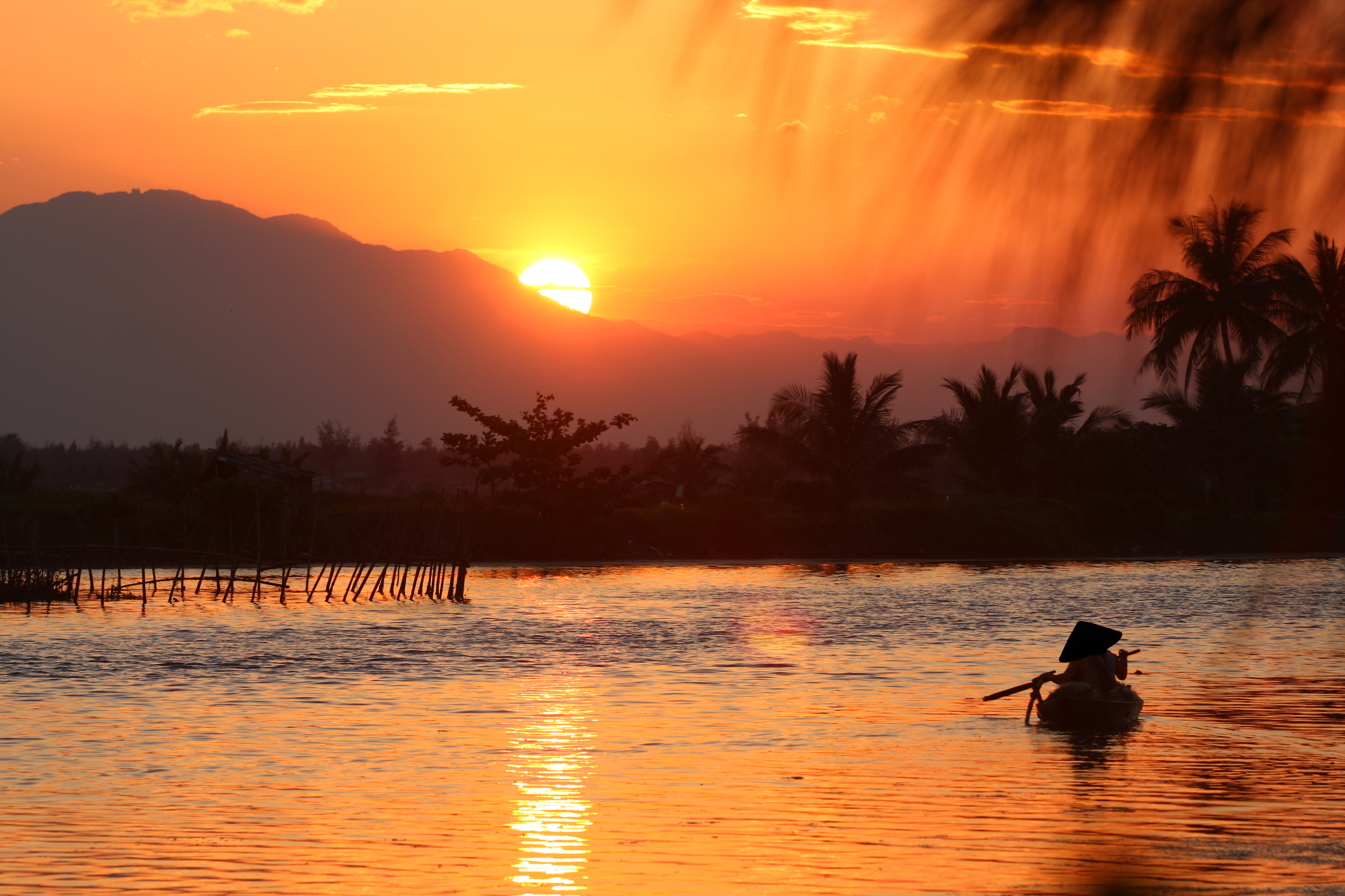 Reiseziel Asien Kambodscha, Fischer am Abend